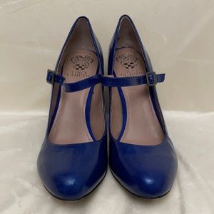 Vince Camuto blue suede and leather pumps size 10